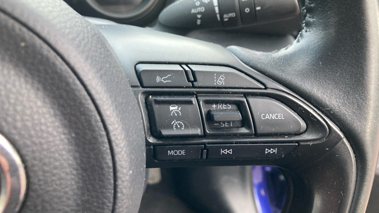 Toyota Yaris 1.5 Hybrid Design 5dr CVT Hybrid Hatchback